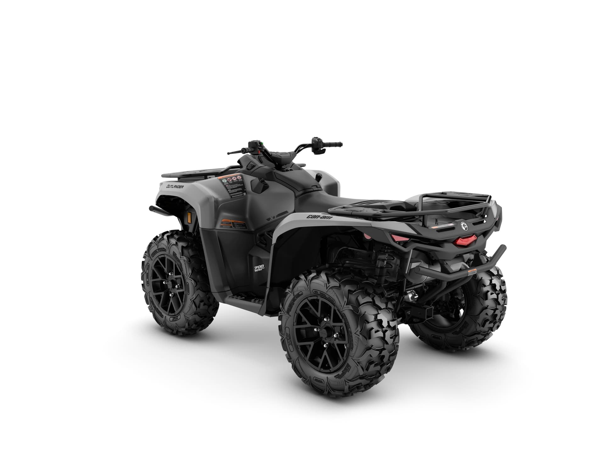 Can-Am Outlander XT 700 — Platinum Satin, вид сзади